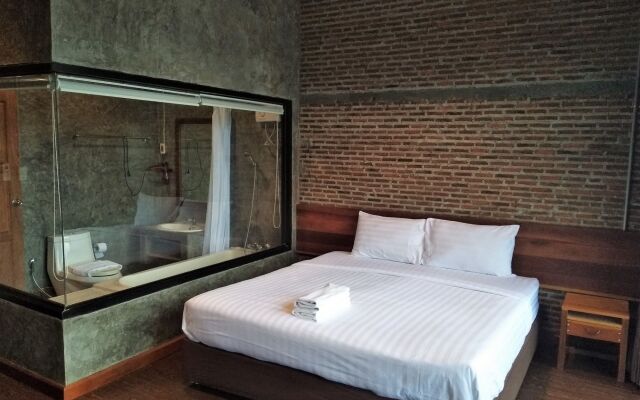 One Four Seven Hotel & Snooker Bar