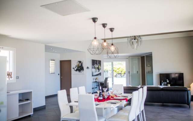 La Corniche d'Argent VI4136