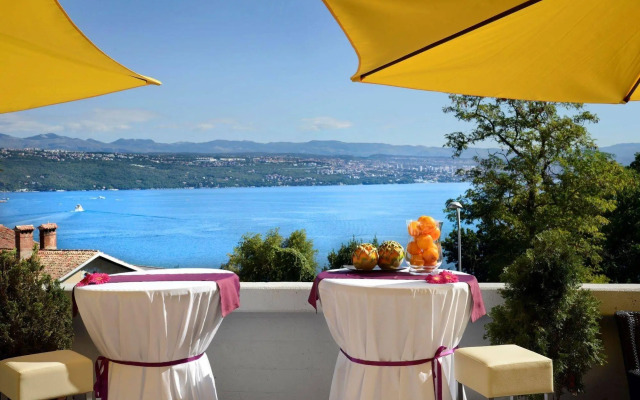 Grand Hotel Adriatic II