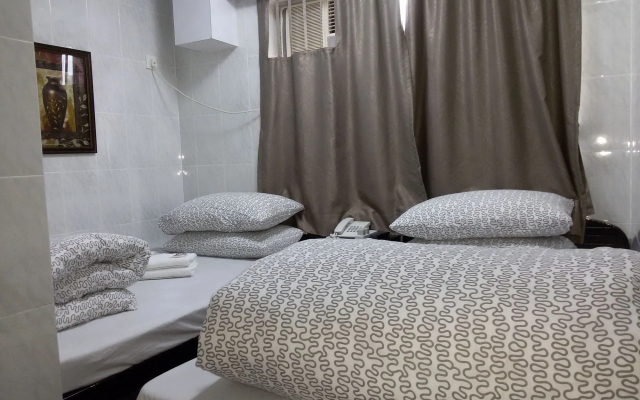 Tom's Guest House