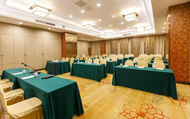 Fuzhou Meilun Hotel