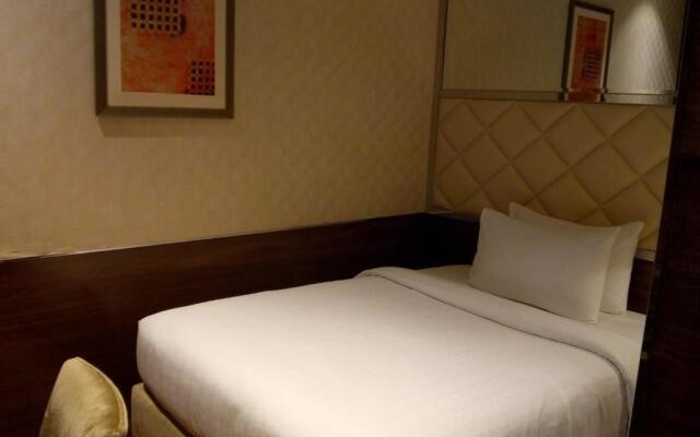 Niranta Airport Transit Hotel & Lounge Terminal 2 Arrivals