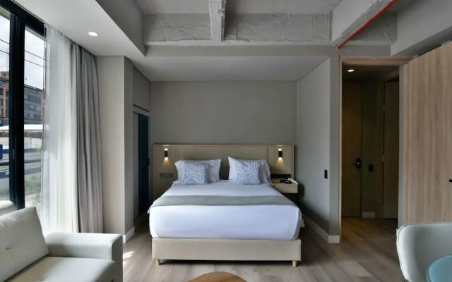 w Radiant 2BR w/ Marvelous Deco in Unicentro