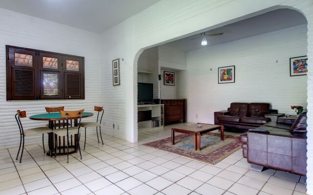 Casa bem localizada na Praia do Presidio em Aquiraz - CE