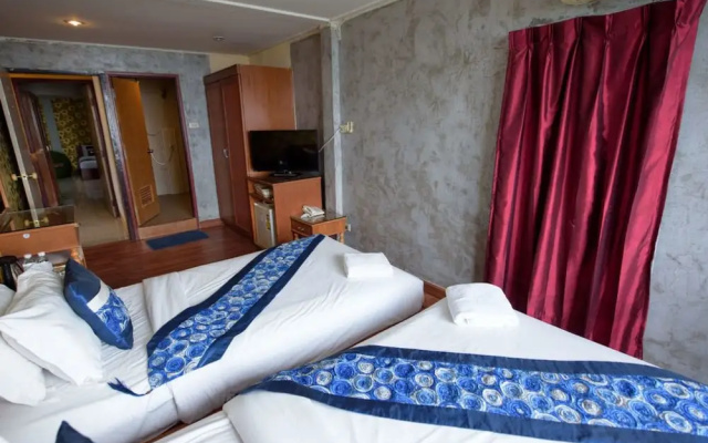 Star Residency