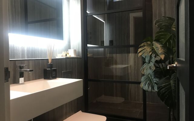 Sakkson House Boutique Rooms & Suites