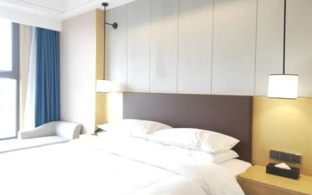 Venus Royal Hotel