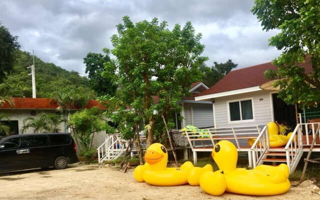 River Hill Side Resort