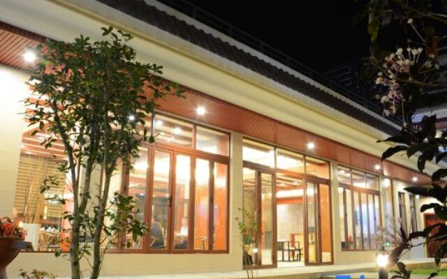 Wanning Hele Family Home Stay