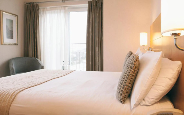Harbour Heights Hotel