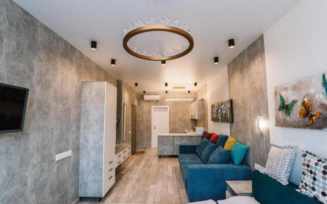 Royal Tower Luxurious Smart Residence (1)