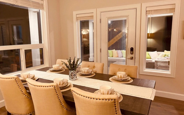 Mountain View Spa Retreat