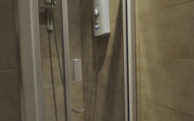 Piccadilly Apartments