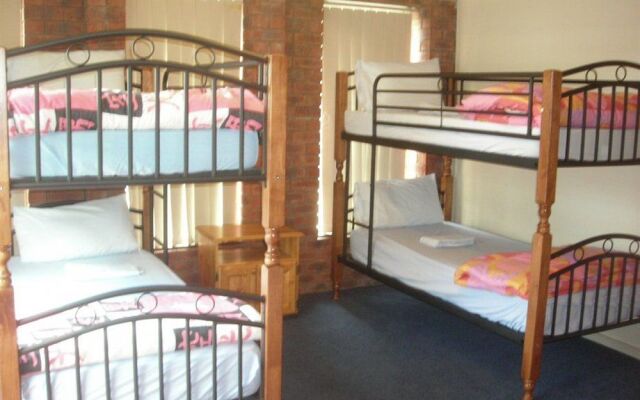 Apollo Bay Backpackers Lodge