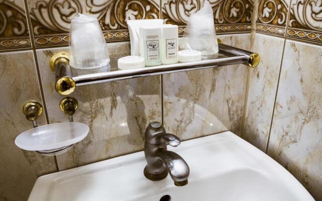 Adria Hotel