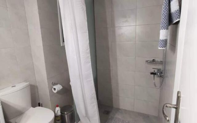 Apartment @Katehaki Metro