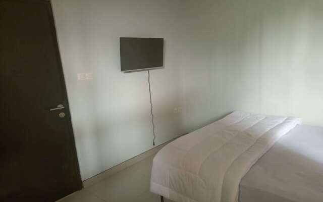 Super OYO 93514 Rubina Syariah Hotel
