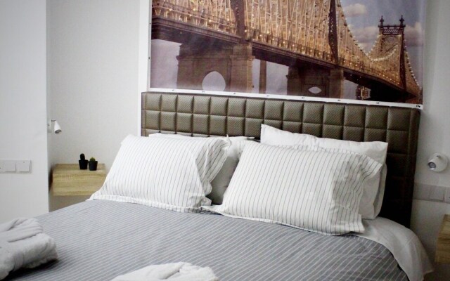 Purple Orange Luxury Suites