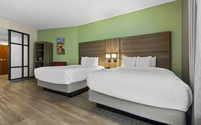 Comfort Suites Charleston West Ashley