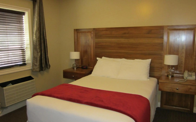 Reynolds Hotel