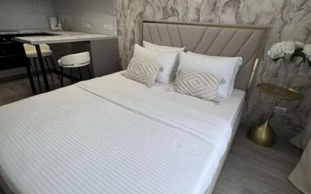 Добрые Ночи на ул. Большевистская, д. 1 а