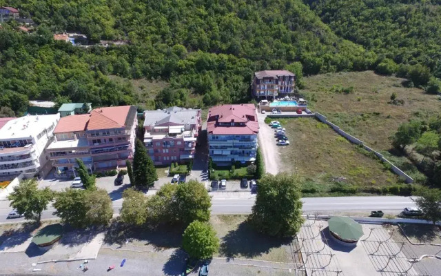 Gjole Apartments