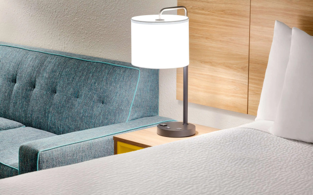 Days Inn by Wyndham Paris