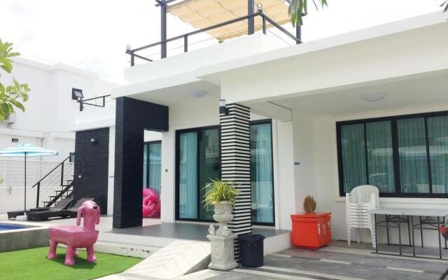 @CHAIN Pool Villa