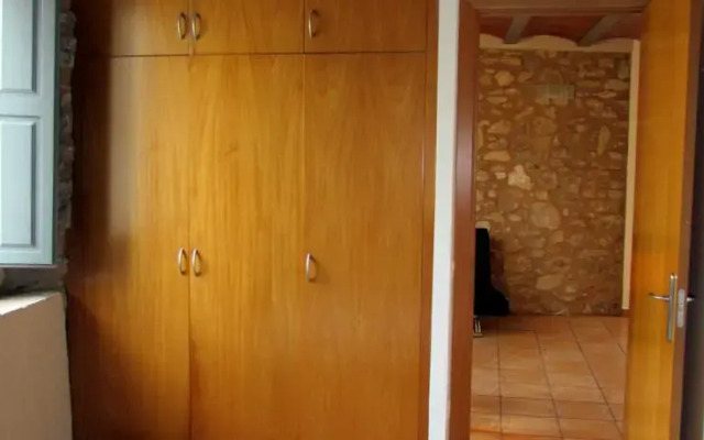 Qlodging Lledoners