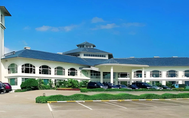 Century Sea-View Resort