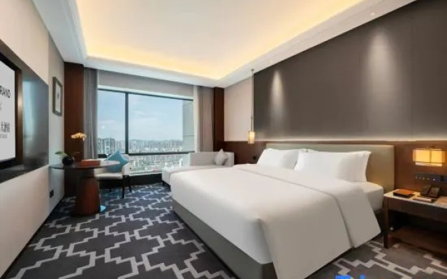 Wyndham Grand Plaza Royale Loudi