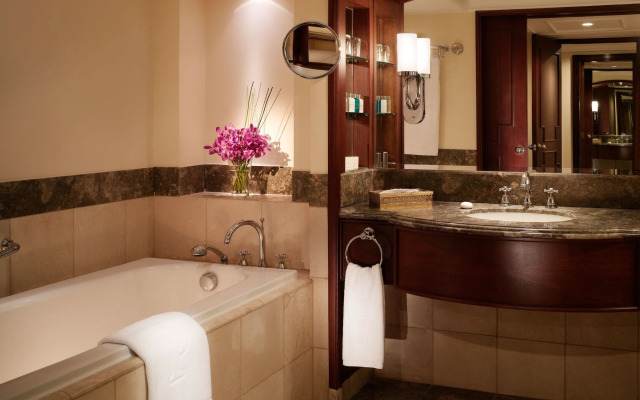 The Peninsula Manila