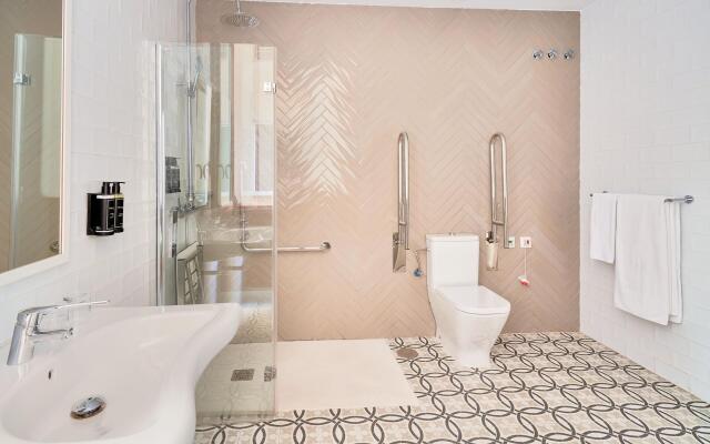 Tandem Soho Suites