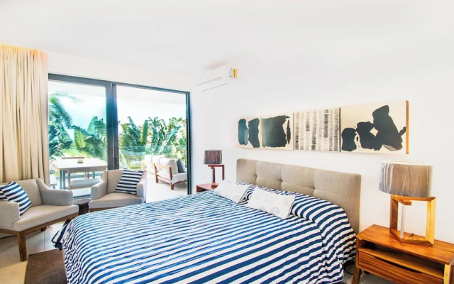 Condo Aria Ocean 206 by Kivoya