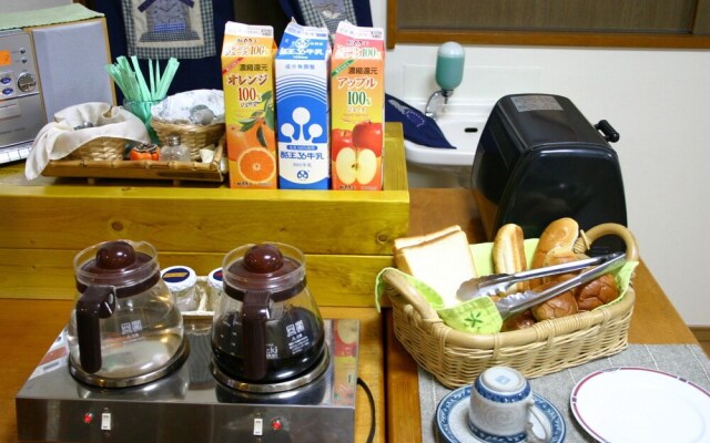 Youth Guest House Atoma