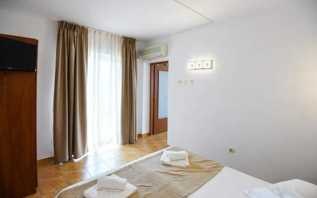 Hotel Modern