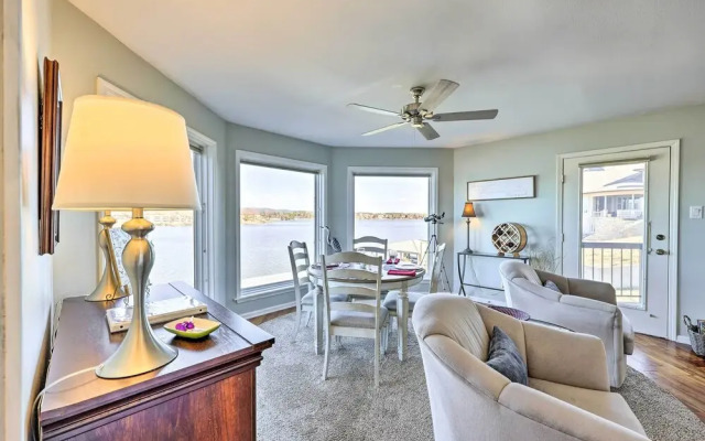 Waterfront Hot Springs Condo: Pool, Hot Tub Access