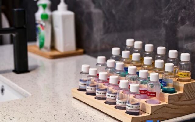 Yannian Hangmai Hotel