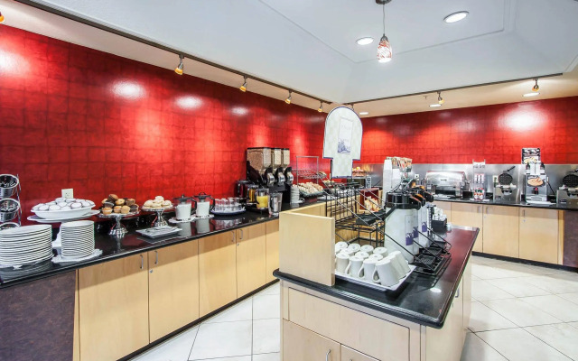 Clarion Hotel Portland Airport