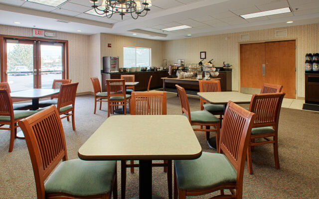 Best Western Rocky Mountain Lodge