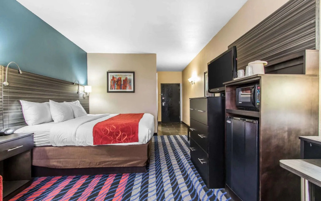 Comfort Suites Fairgrounds West
