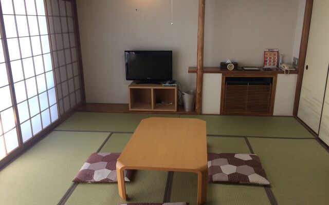 Breezbay Seaside Resort Atami
