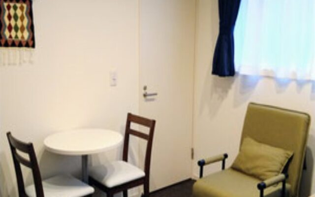 Tokyo stay Hut SARI