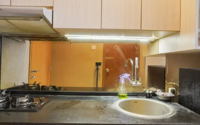 Warm And Cozy Studio At Cinere Bellevue Suites Apartment