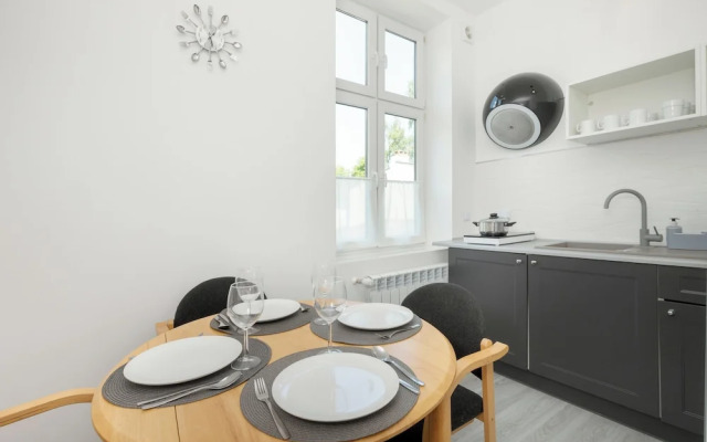 Sopot 3 Bedroom Apartment by Renters