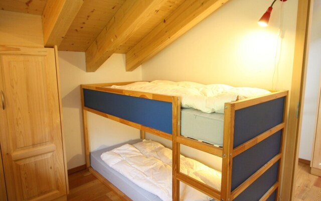 Quaint Chalet in Les Collons with Hot Tub