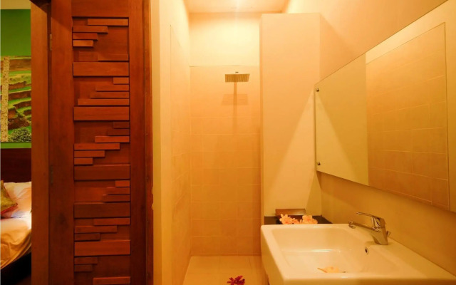 The Green Zhurga Suites