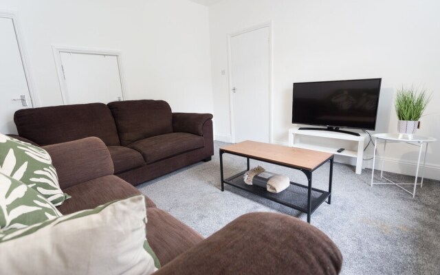 Short Stay Bristol - Foster House