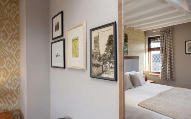 Woodborough Inn