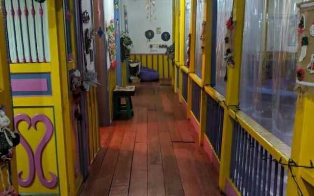 Hostal Bremen - Hostel